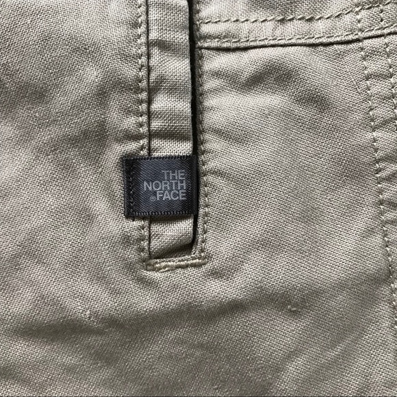 NWOT The North Face khaki shorts 4.5"inseam sz 10 - Picture 3 of 4